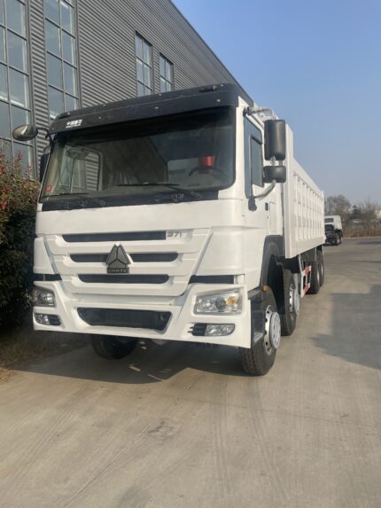 HOWO 371 Horsepower 8x4 Dump Truck with Weichai Engine